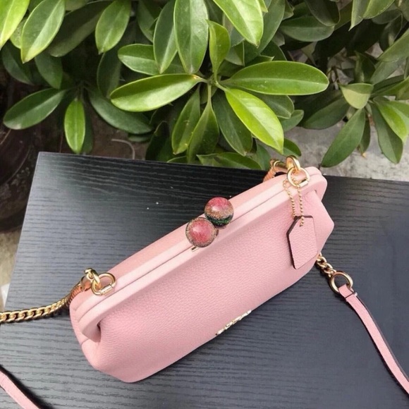 Coach Nora Kisslock in Pink - Picture 3 of 9